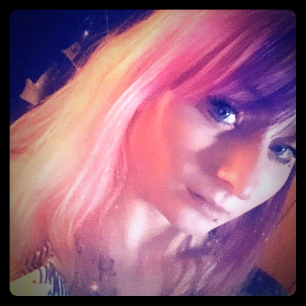 My names Scarlett.  I love pretty and dark stuff.